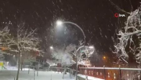 Tunceli’de Yoğun Kar Yağışı Hayatı Etkiliyor