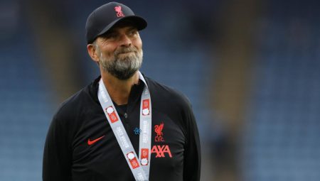 ‘Futbol rehin tutuluyor’ diyen Klopp FIFA’ya ateş püskürdü!